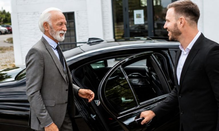 How Professional Chauffeur Services Enhance Travel Across Los Angeles
